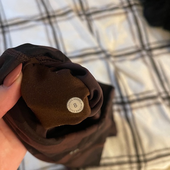 Lululemon camo leggings - Picture 3 of 3